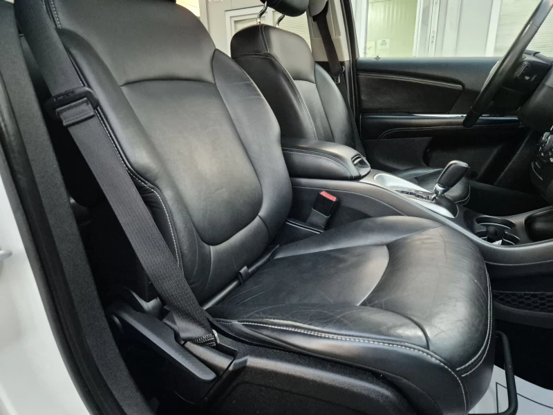 Fiat Freemont 2.0D-4X4-AUTOMATIC-7 МЕСТА, снимка 10 - Автомобили и джипове - 52839759