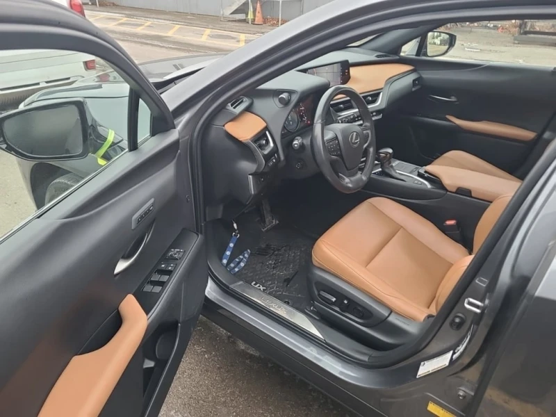Lexus UX * 250H * CARFAX * , снимка 5 - Автомобили и джипове - 52877503