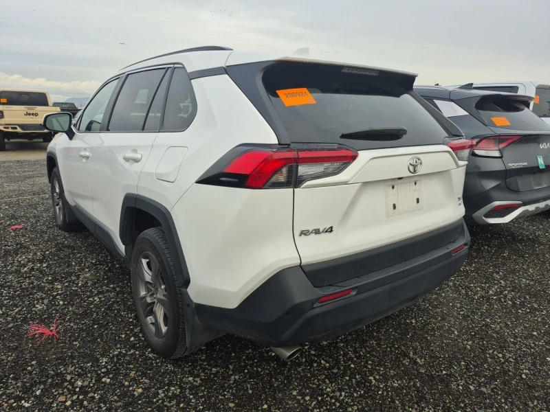 Toyota Rav4 XLE * * CARFAX * * АВТО КРЕДИТ * * , снимка 4 - Автомобили и джипове - 52901274