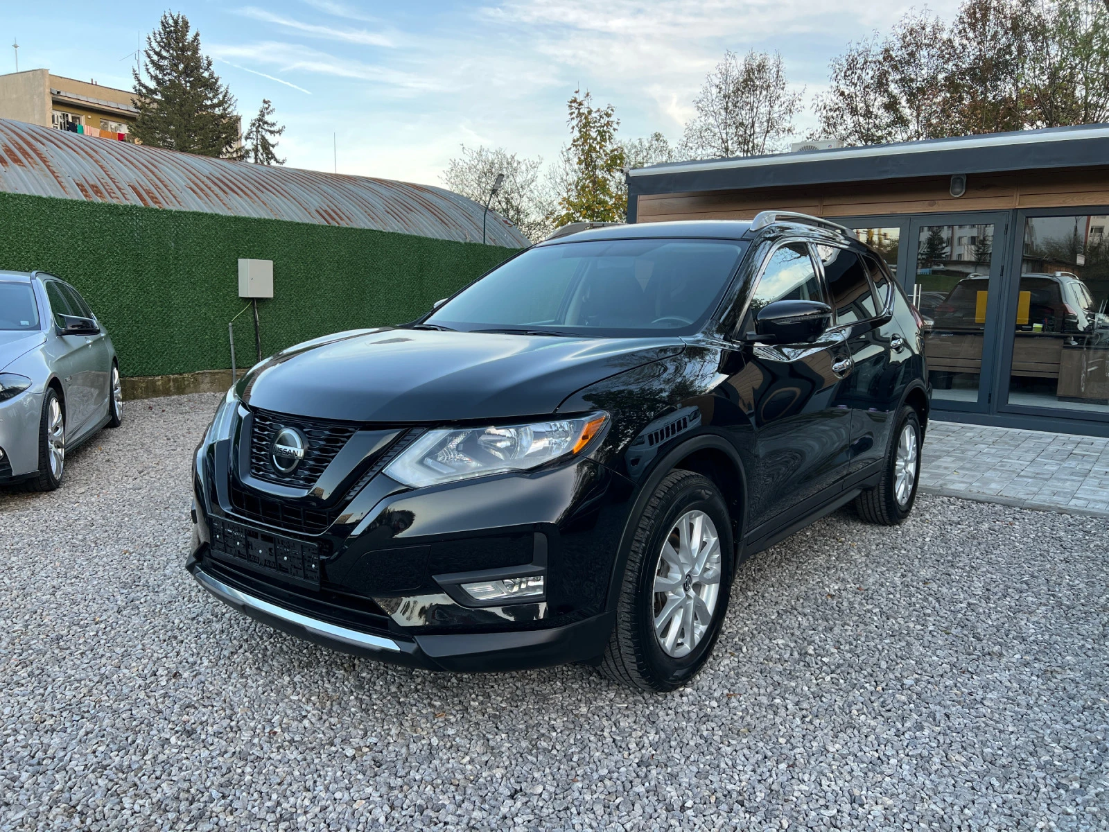 Nissan Rogue 2.5i SV AWD170hp Automatic - [1] 