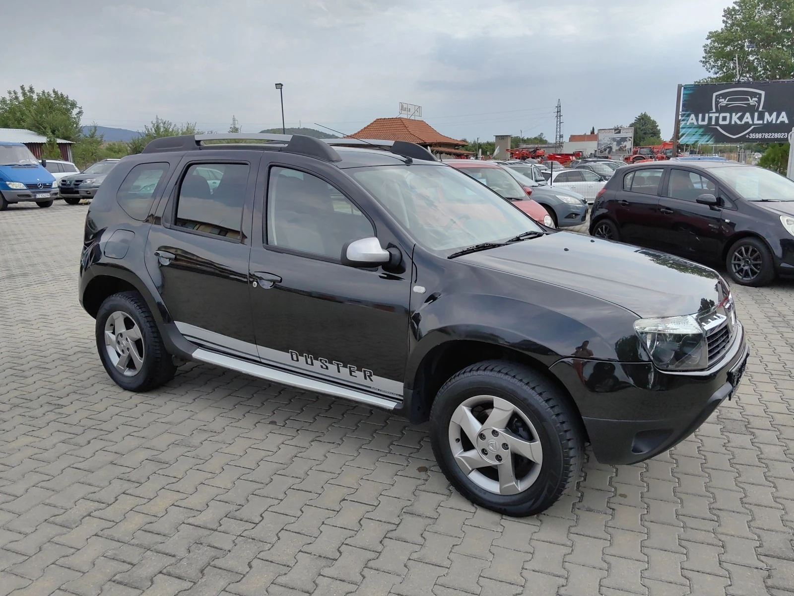 Dacia Duster 4х4 112000км 2013г. Обслужена От-До Всичко  - изображение 8