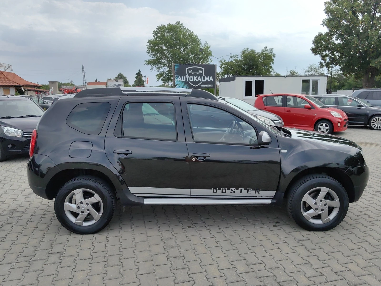 Dacia Duster 4х4 112000км 2013г. Обслужена От-До Всичко  - изображение 7