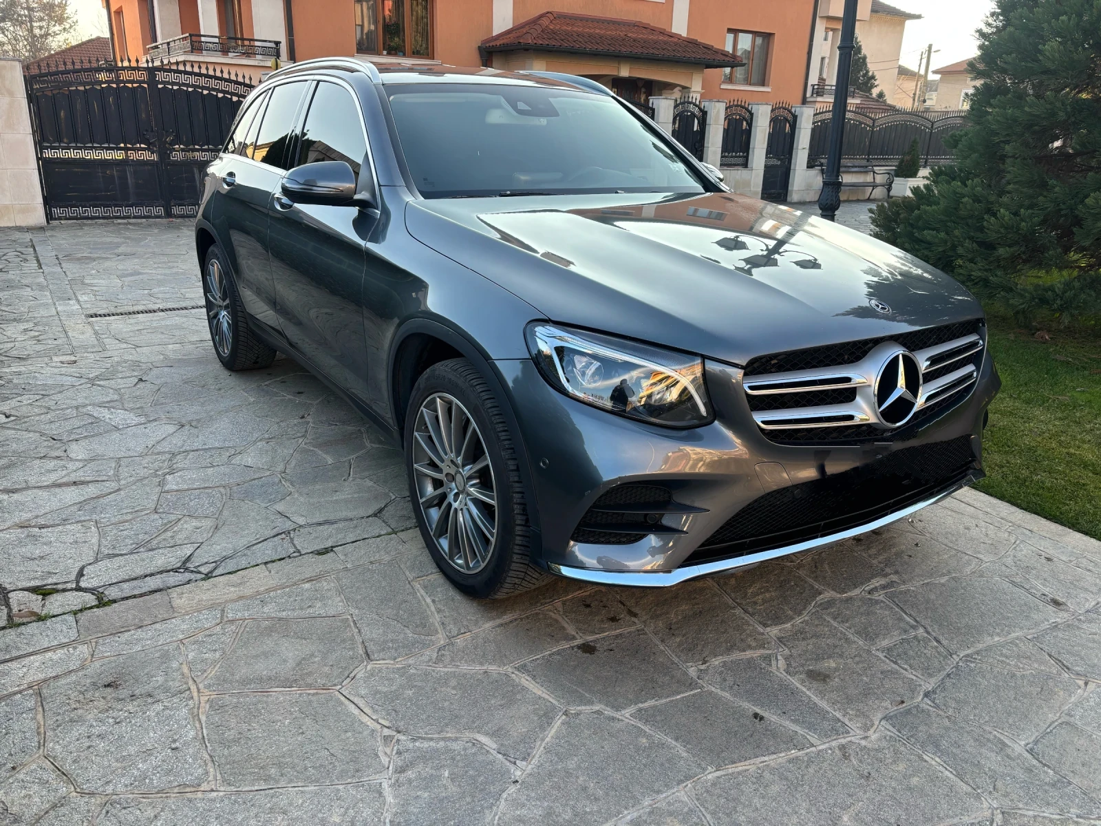 Mercedes-Benz GLC 250  - изображение 2