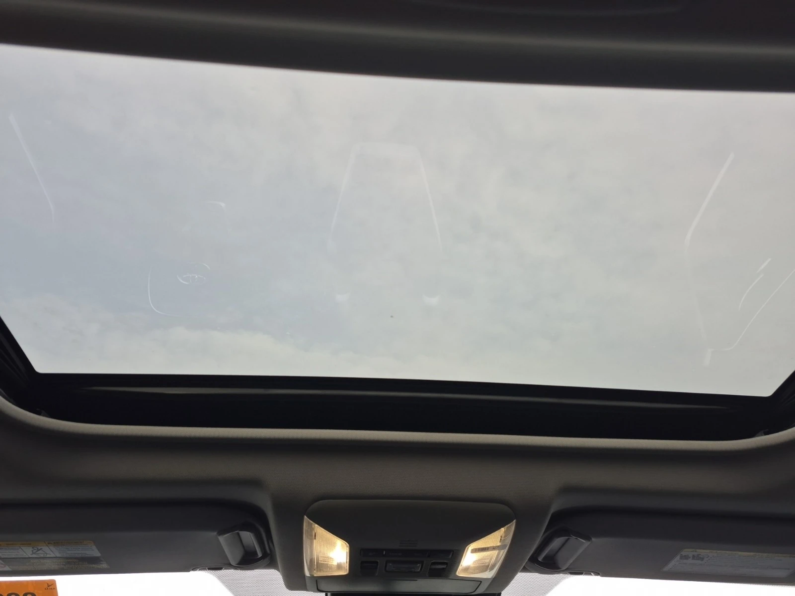 Toyota Rav4 XLE * * CARFAX * * ���� ������ * *  | Mobile.bg � ����������� 11