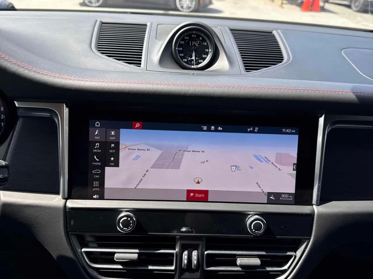 Porsche Macan GTS * BOSE* PANORAMA* , снимка 9 - Автомобили и джипове - 54345542