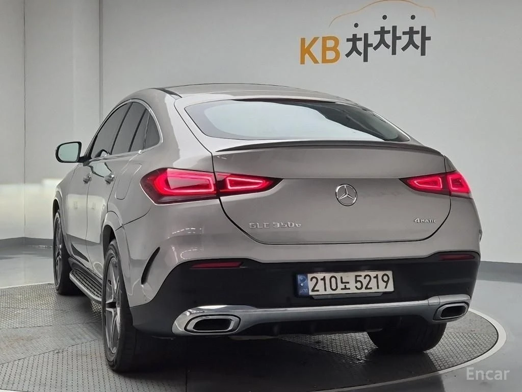 Mercedes-Benz GLE 350 Е* HEADUP* 360* ОБДУХ* СЛ.ЛЕНТИ* М.ТОЧКА, снимка 3 - Автомобили и джипове - 54455479