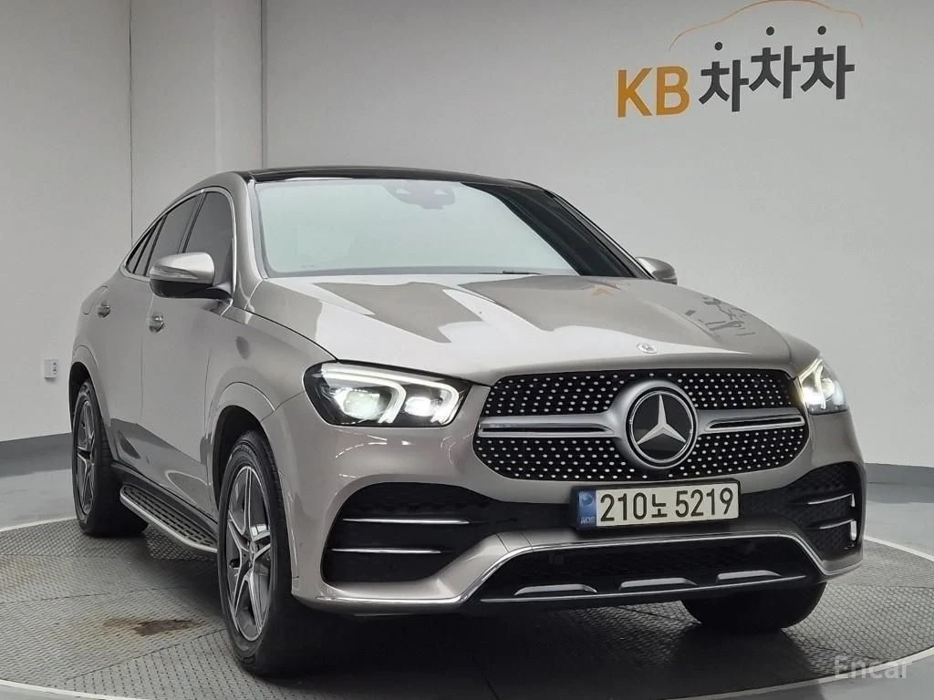 Mercedes-Benz GLE 350 Е* HEADUP* 360* ОБДУХ* СЛ.ЛЕНТИ* М.ТОЧКА, снимка 2 - Автомобили и джипове - 54455479