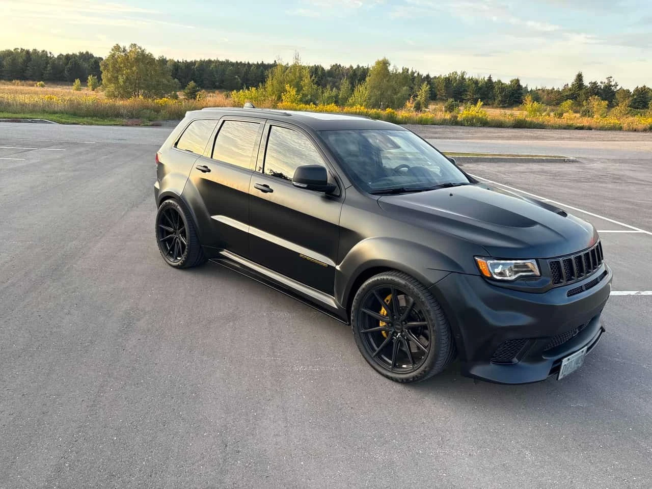 Jeep Grand cherokee TRACKHAWK BODY KIT  CARFAX