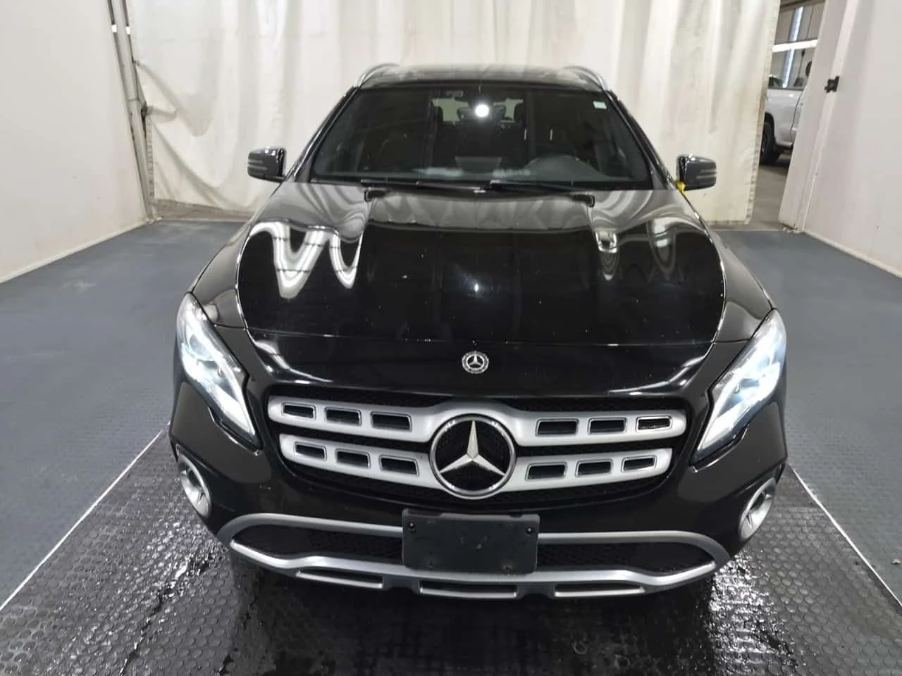 Mercedes-Benz GLA 250 CARFAX/2 Ключа/ПАНОРАМА/ПОДГРЕВ/ПАМЕТ, снимка 17 - Автомобили и джипове - 55409926