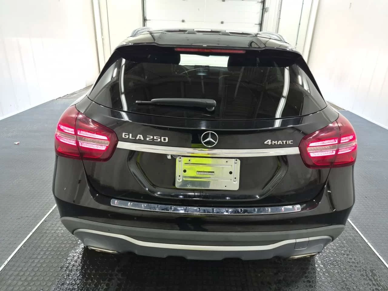 Mercedes-Benz GLA 250 CARFAX/2 Ключа/ПАНОРАМА/ПОДГРЕВ/ПАМЕТ, снимка 16 - Автомобили и джипове - 55409926