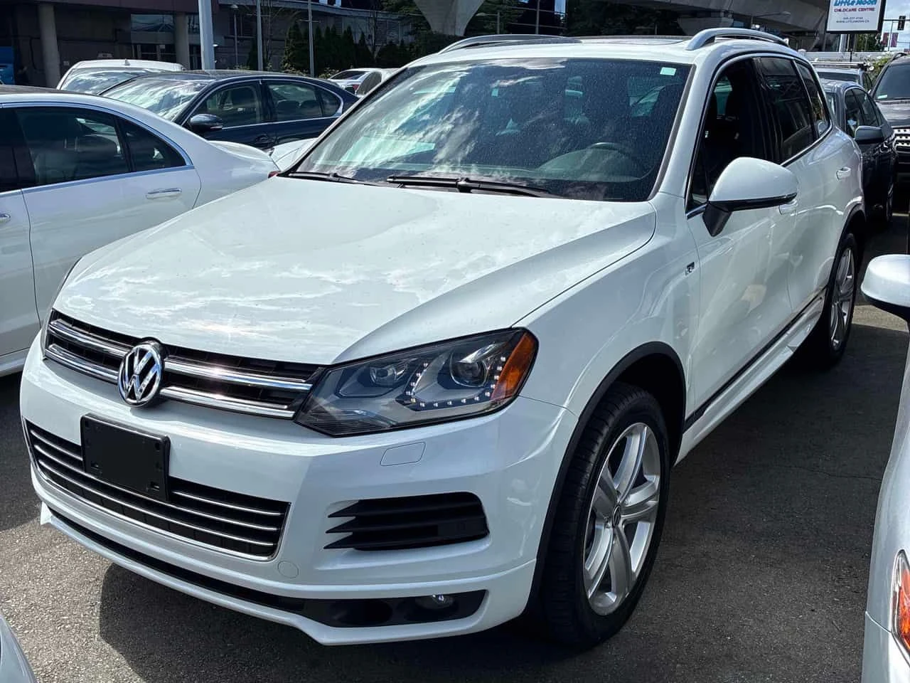VW Touareg R LINE/TDI/ПОДГРЕВ/CARFAX/ФИНАНСИРАНЕ