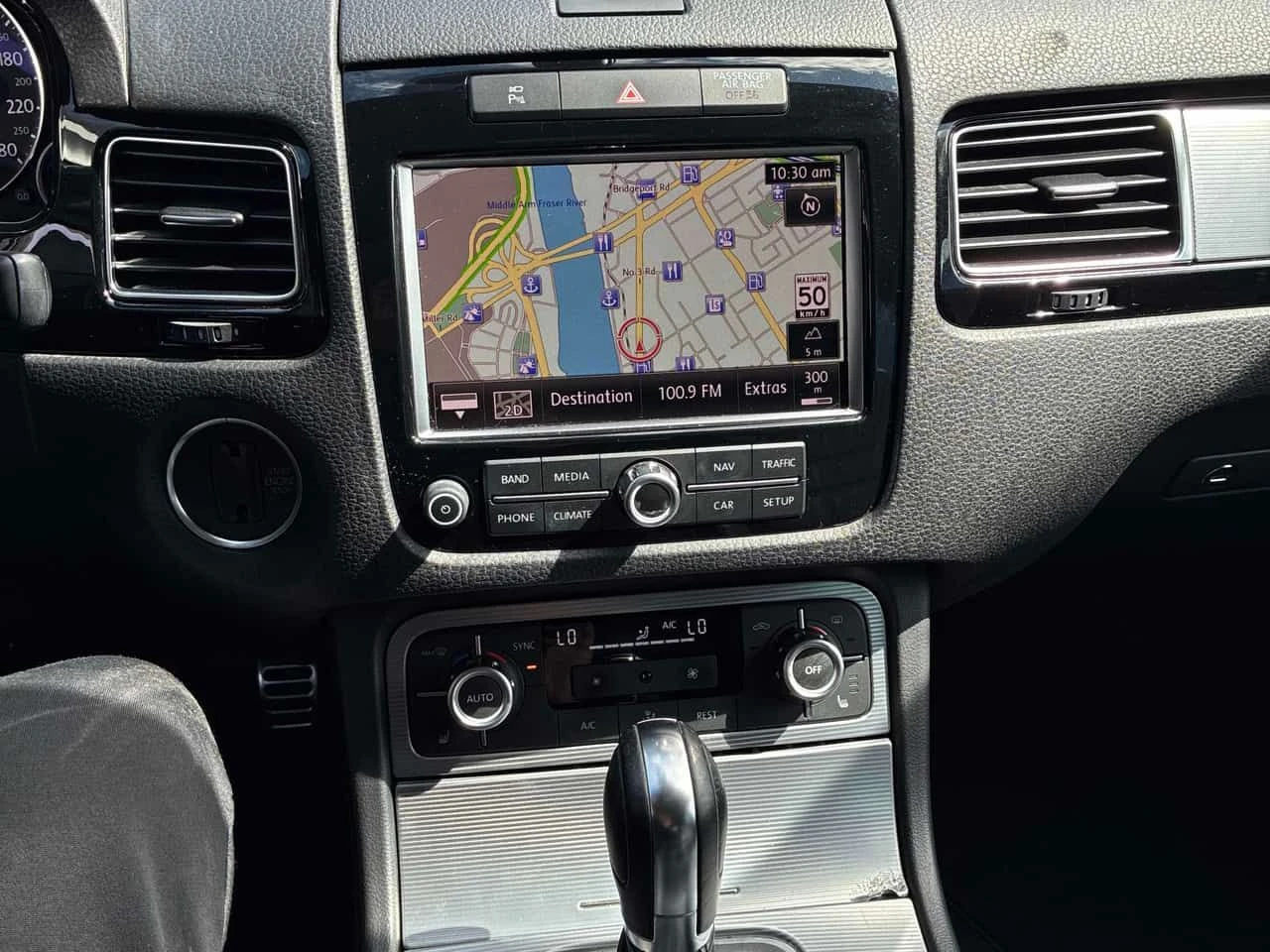 VW Touareg R LINE/TDI/�������/CARFAX/����������� | Mobile.bg � ����������� 9