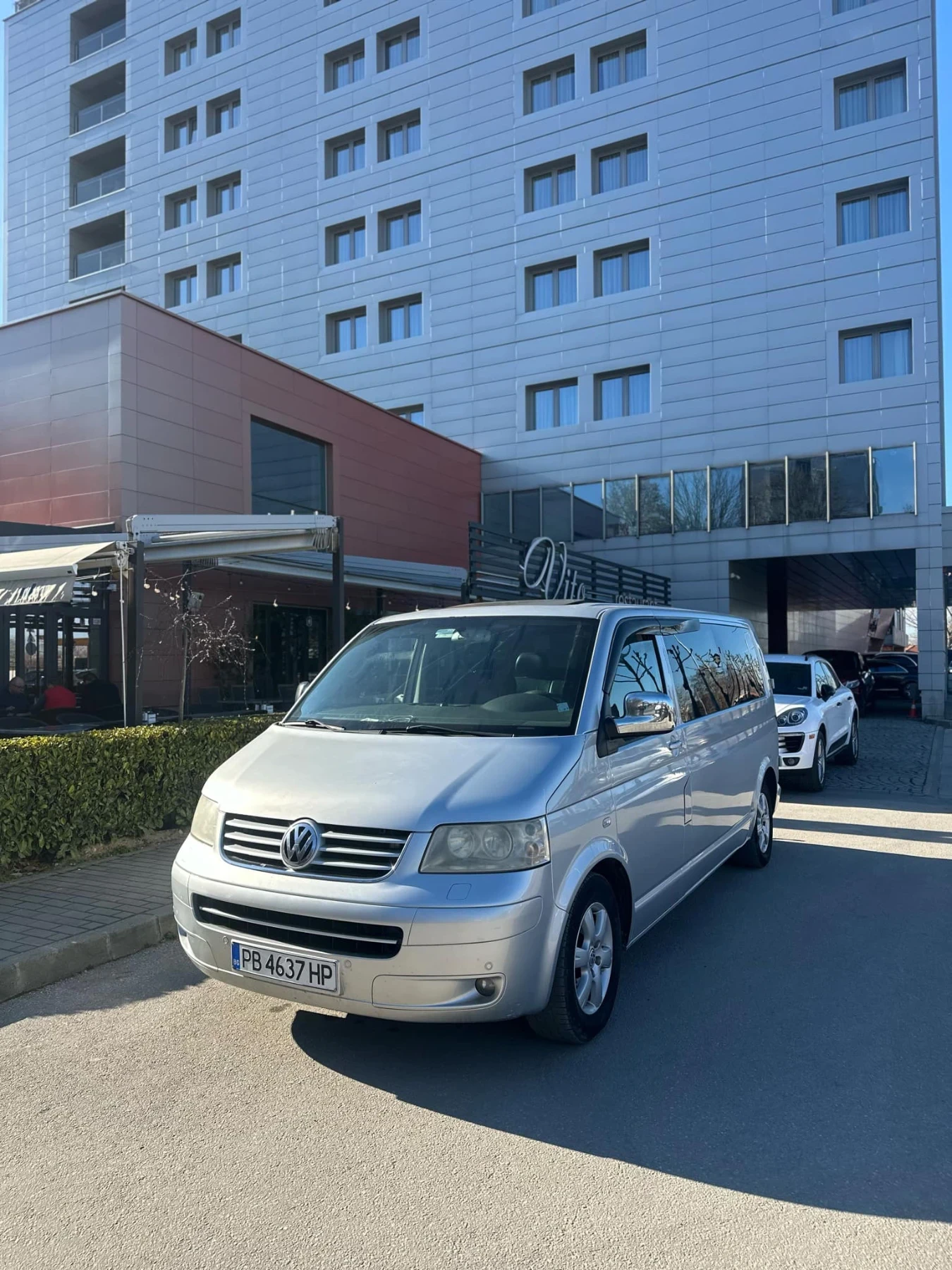 VW Transporter T5 / 2.5TDI / 5+ 1 / Автоматик / Кожа / Нави / Топ - изображение 2
