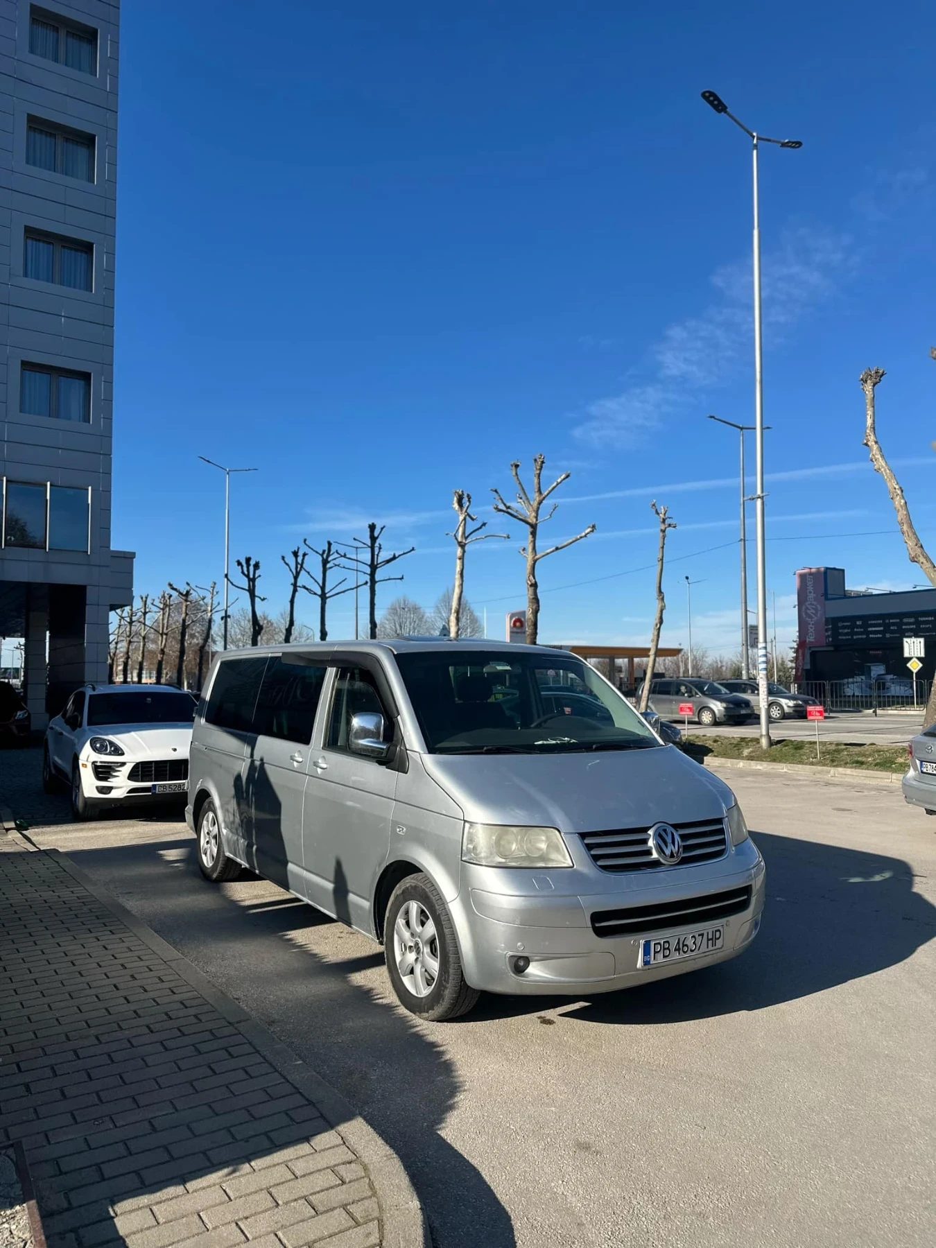 VW Transporter T5 / 2.5TDI / 5+ 1 / Автоматик / Кожа / Нави / Топ - изображение 4