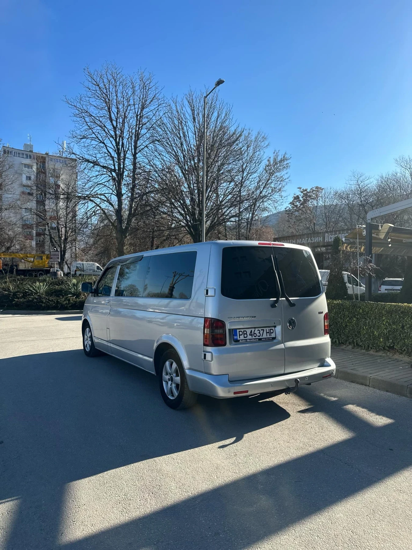 VW Transporter T5 / 2.5TDI / 5+ 1 / Автоматик / Кожа / Нави / Топ - изображение 3