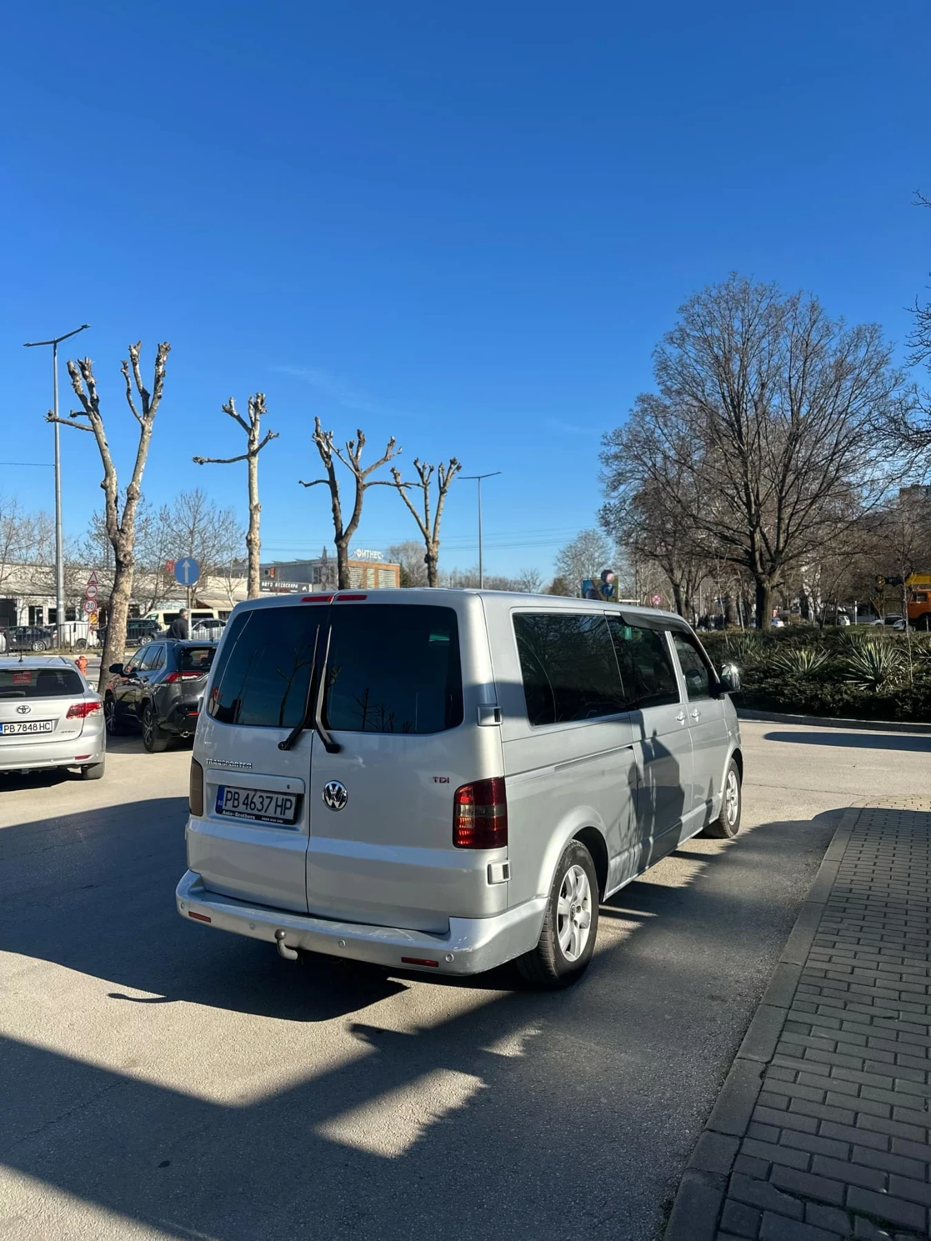 VW Transporter T5 / 2.5TDI / 5+ 1 / Автоматик / Кожа / Нави / Топ - изображение 5