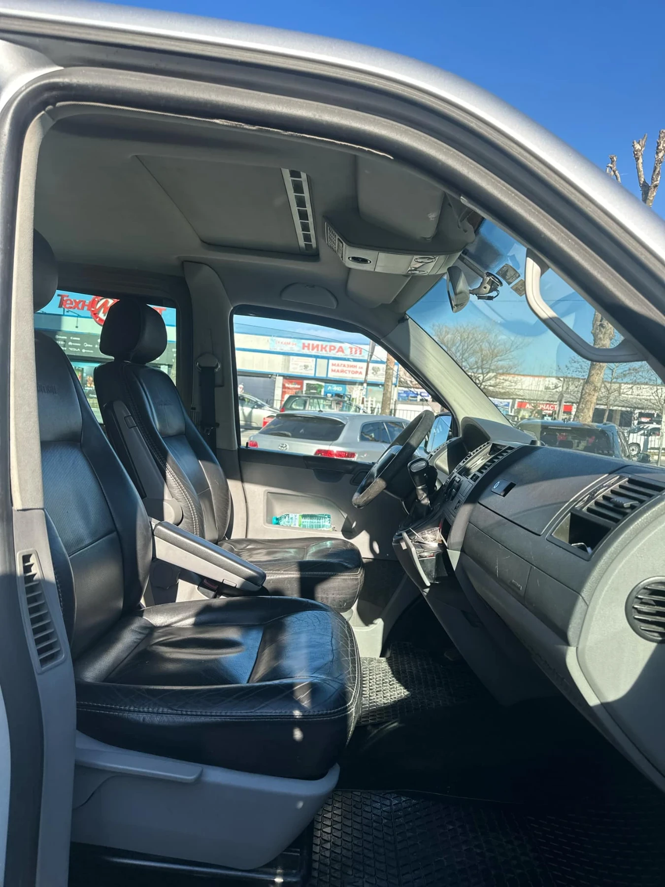 VW Transporter T5 / 2.5TDI / 5+ 1 / Автоматик / Кожа / Нави / Топ - изображение 9