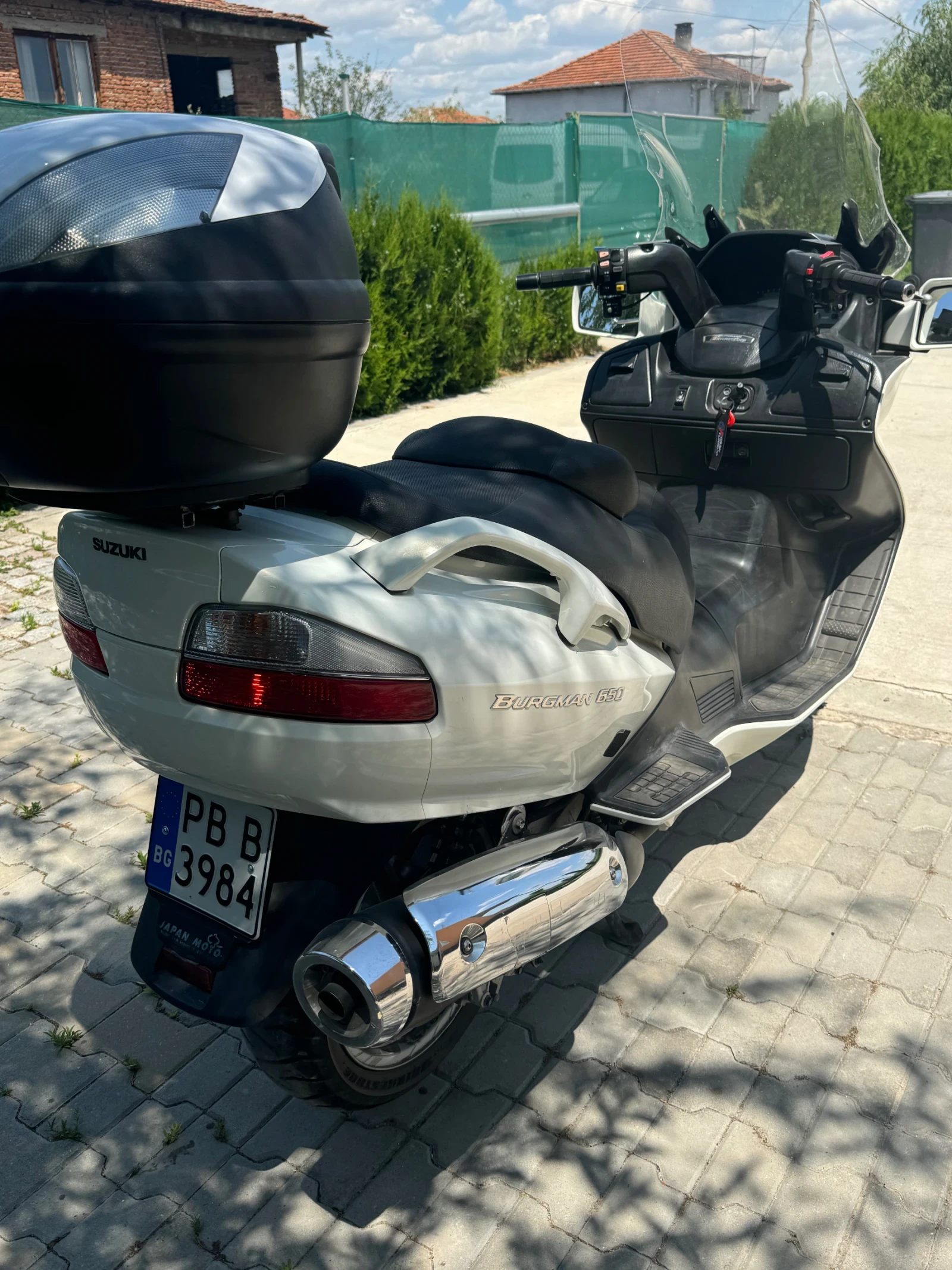 Suzuki Burgman 650 - изображение 5