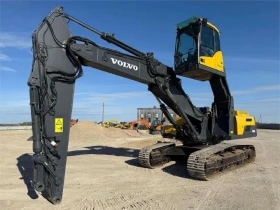 Багер Volvo EC 300 DNL Cabin Lift
