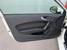 Audi A1 1.4TFSI AUTOMATIK KEY LESS START STOP NAVI , снимка 12