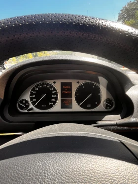 Mercedes-Benz B 200, снимка 14