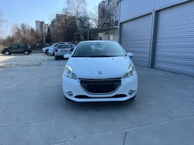 Peugeot 208 1.2 газ, снимка 5