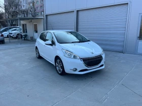 Peugeot 208 1.2 газ, снимка 1