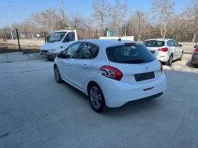 Peugeot 208 1.2 газ, снимка 7