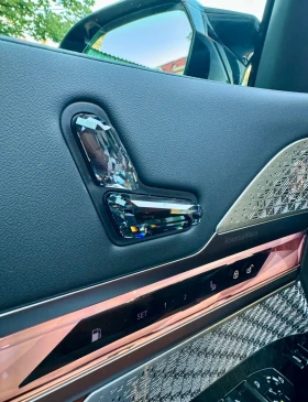 BMW 760 M760e xDrive - 265998 лв. - 70466189 8