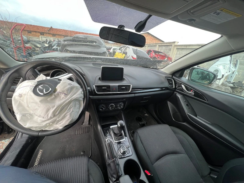 Mazda 3 2.0 i skyactiv, снимка 12 - Автомобили и джипове - 39699803