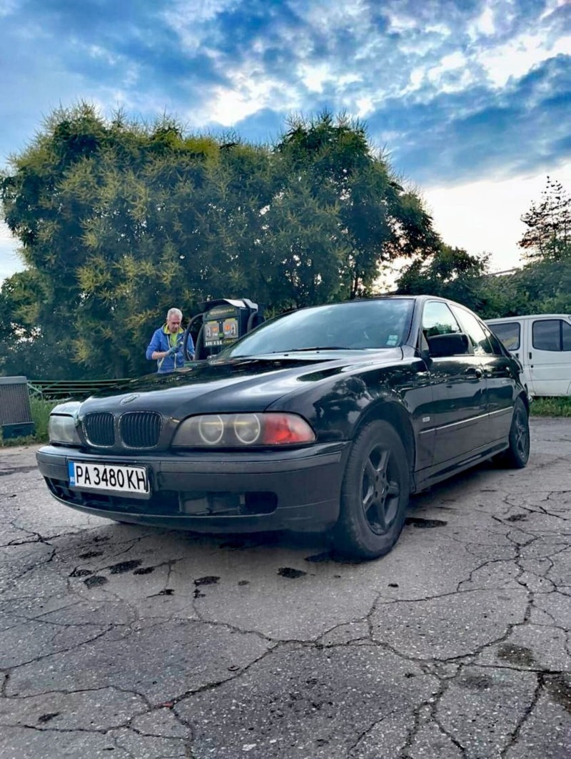 BMW 520, снимка 11 - Автомобили и джипове - 45963960