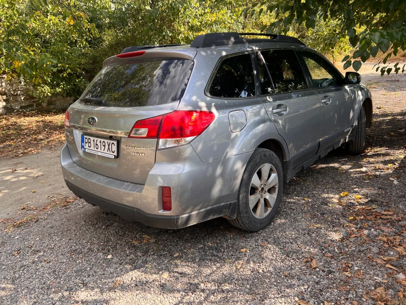 Subaru Outback, снимка 12 - Автомобили и джипове - 46969493