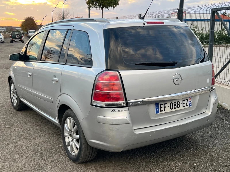 Opel Zafira B 1.9 CDTi 100, снимка 4 - Автомобили и джипове - 48056014