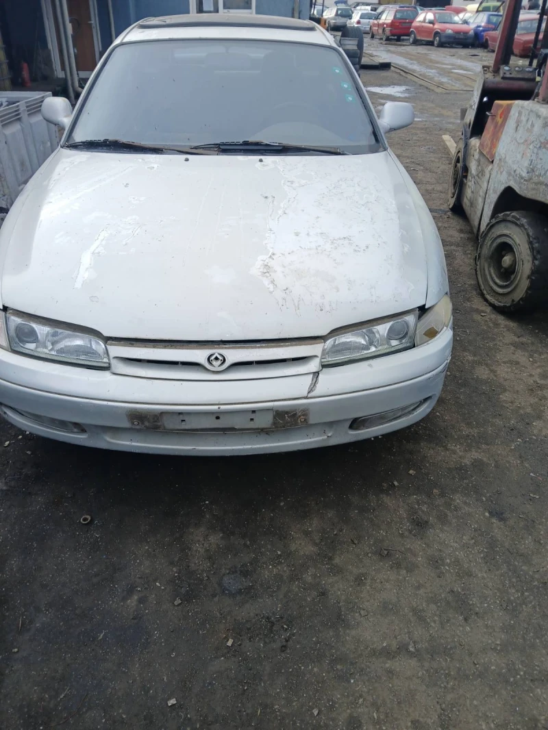 Mazda 626, снимка 1 - Автомобили и джипове - 48568244