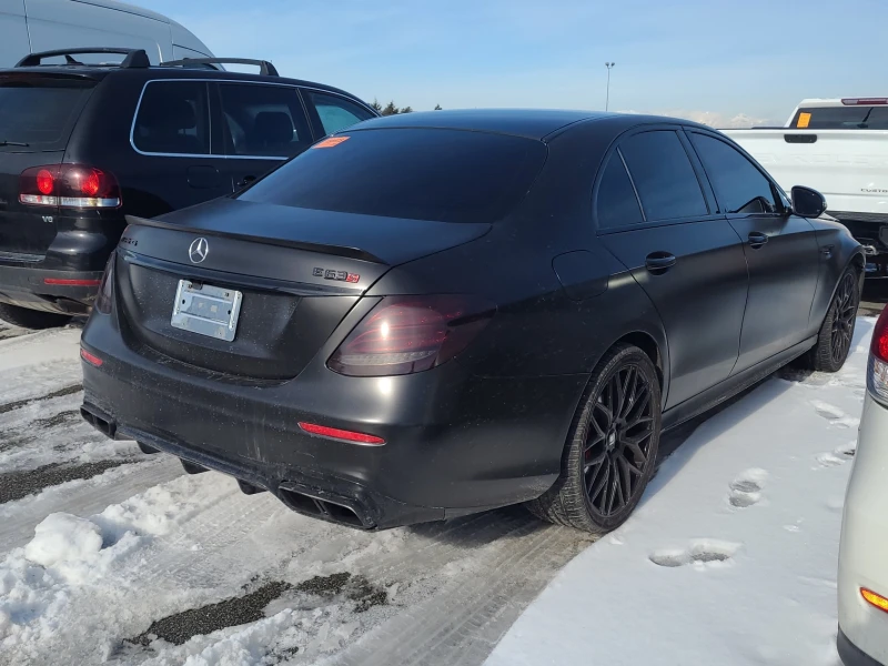 Mercedes-Benz E 63 AMG Реален пробег, цена до България, снимка 3 - Автомобили и джипове - 49031275