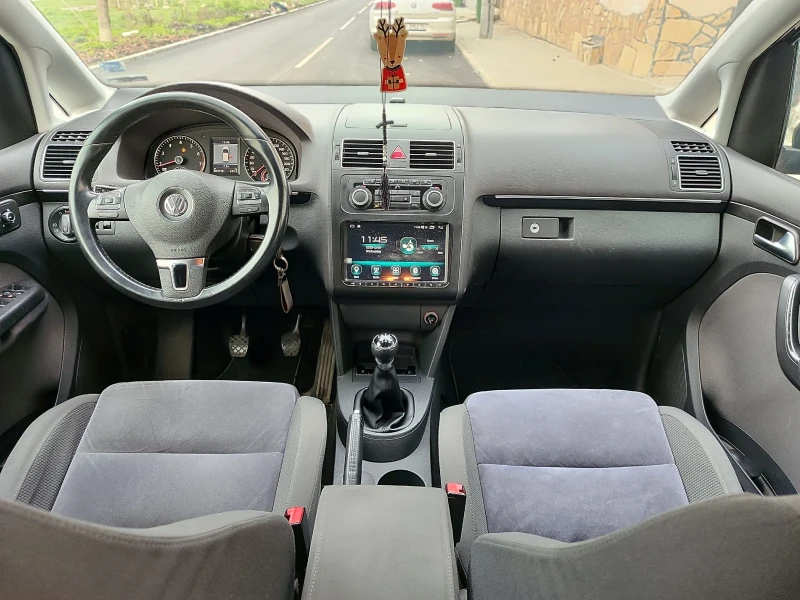 VW Touran 1.4TSI 150hp, снимка 12 - Автомобили и джипове - 52643181