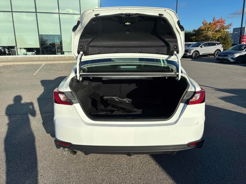 Toyota Camry * SE * CARFAX * БЕЗ ПЪРВОНАЧАЛНА ВНОСКА, снимка 14 - Автомобили и джипове - 52935179