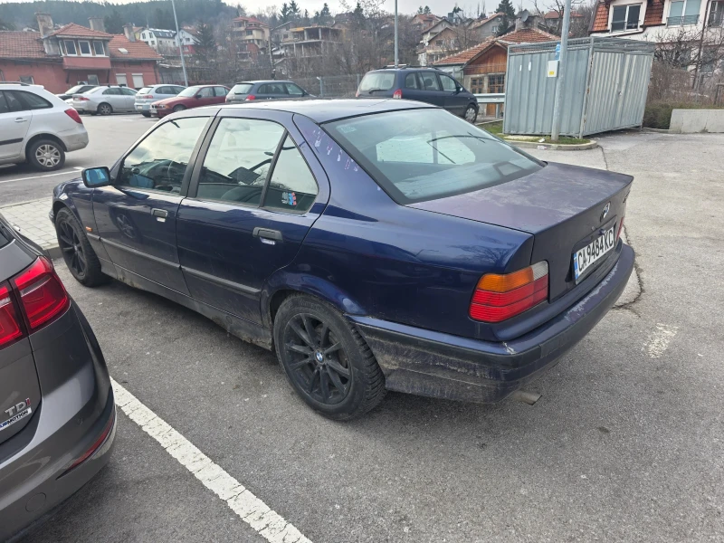BMW 318 318i, снимка 4 - Автомобили и джипове - 53448180