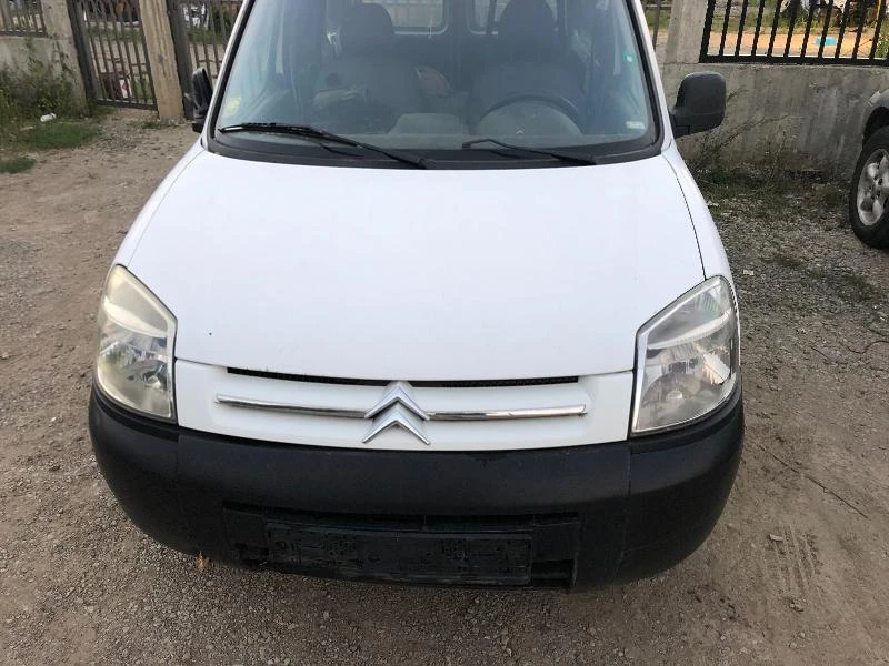 Citroen Berlingo 1.4i CNG МЕТАН / БЕНЗИН, снимка 2 - Автомобили и джипове - 46964076