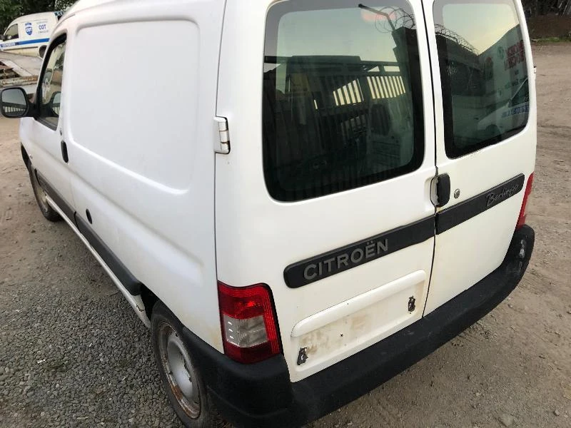 Citroen Berlingo 1.4i CNG МЕТАН / БЕНЗИН, снимка 5 - Автомобили и джипове - 46964076