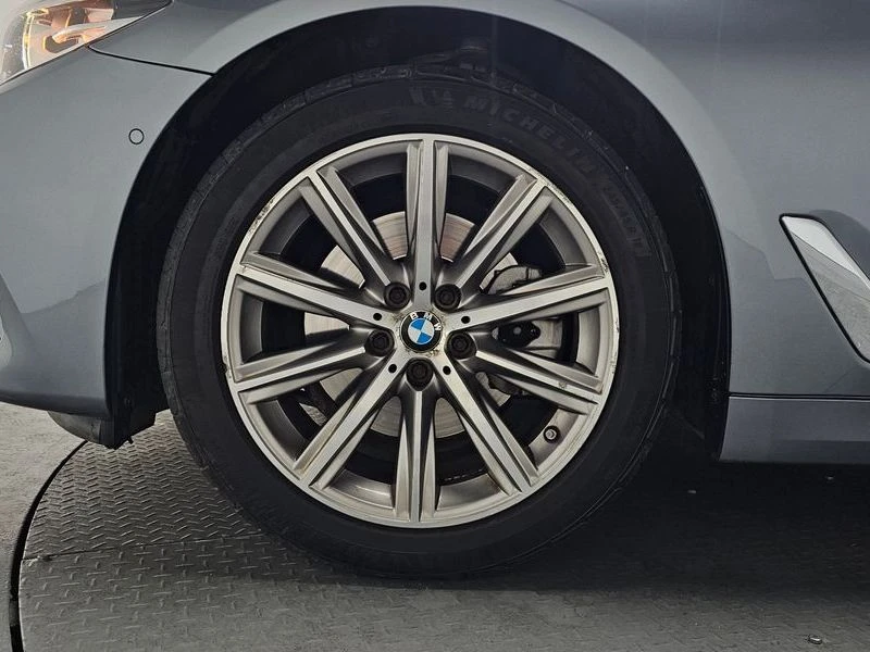 BMW 520 2.0 Automatic, снимка 4 - Автомобили и джипове - 55475654
