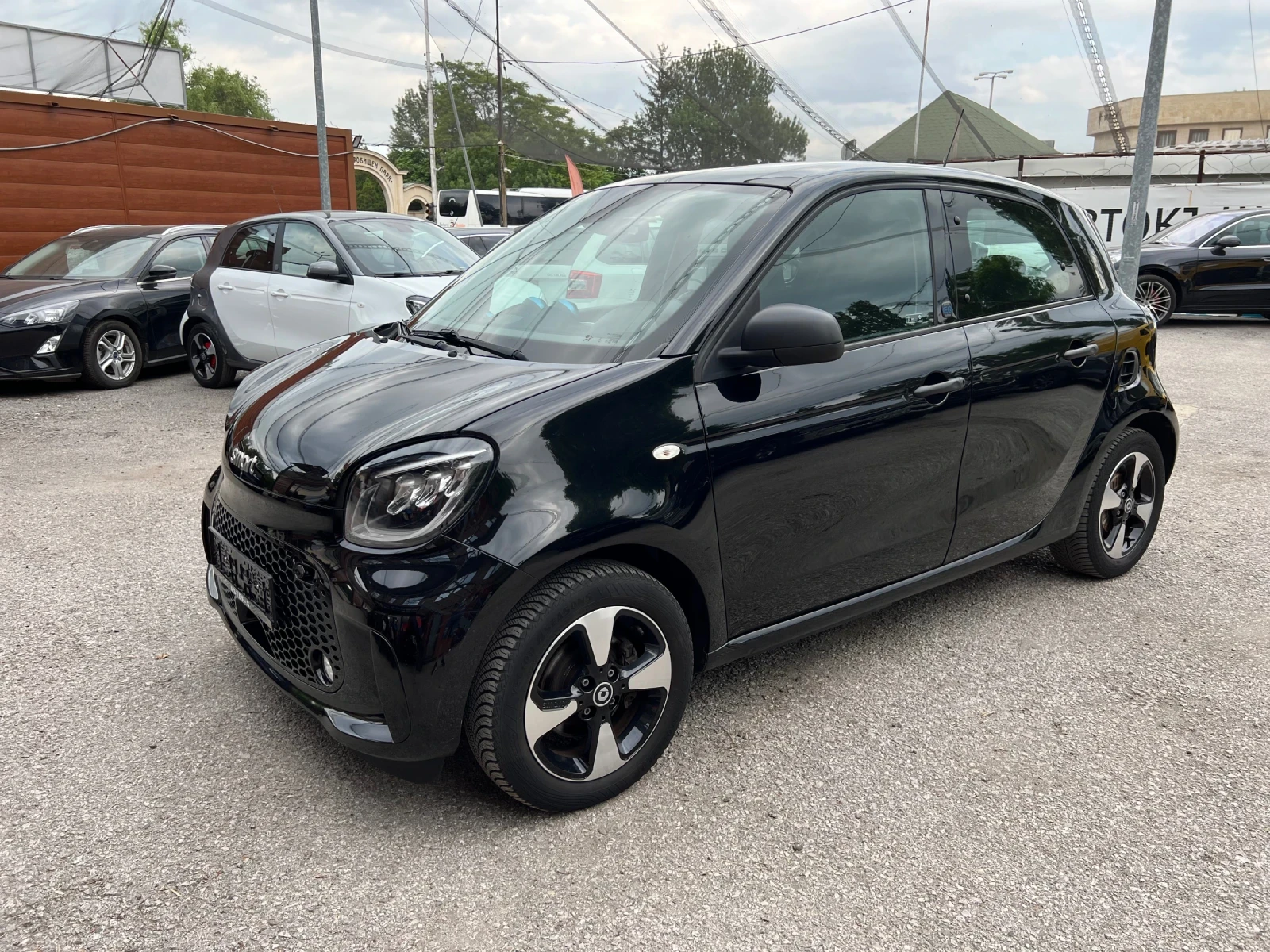 Smart Forfour EQ Led Facelift CarPlay Панорама , снимка 1