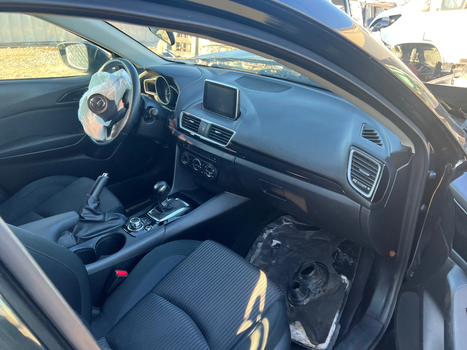 Mazda 3 2.0 i skyactiv - изображение 5