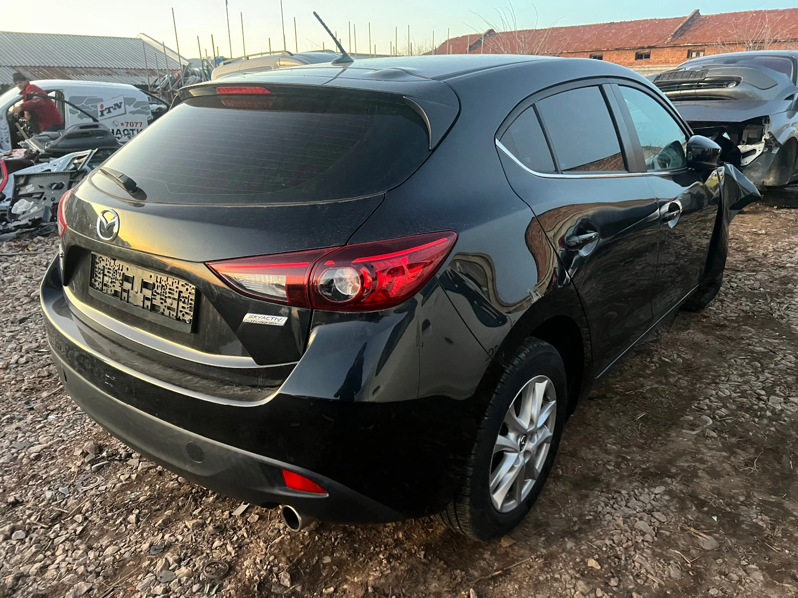 Mazda 3 2.0 i skyactiv - изображение 4