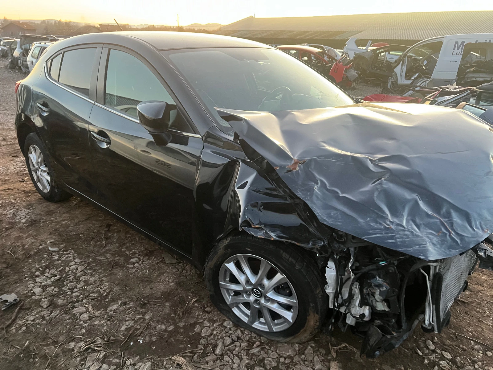 Mazda 3 2.0 i skyactiv - изображение 3