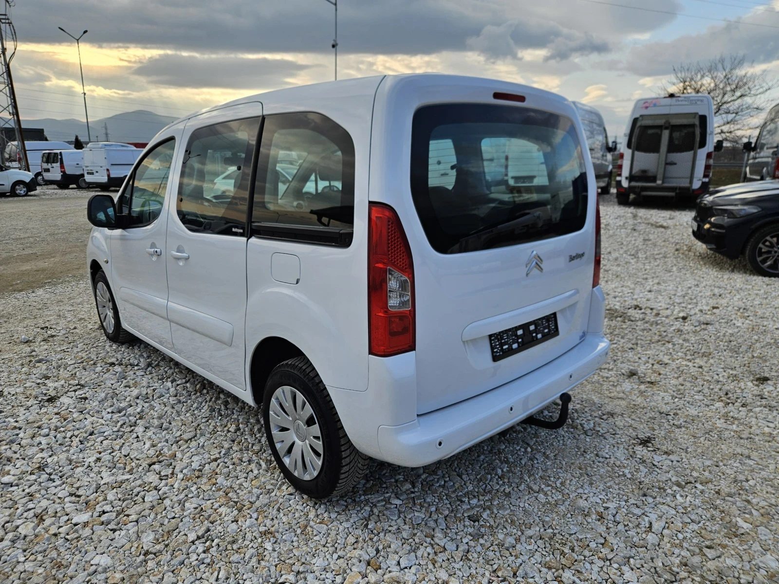 Citroen Berlingo 1.6 HDi, Клима, Две странични - изображение 3