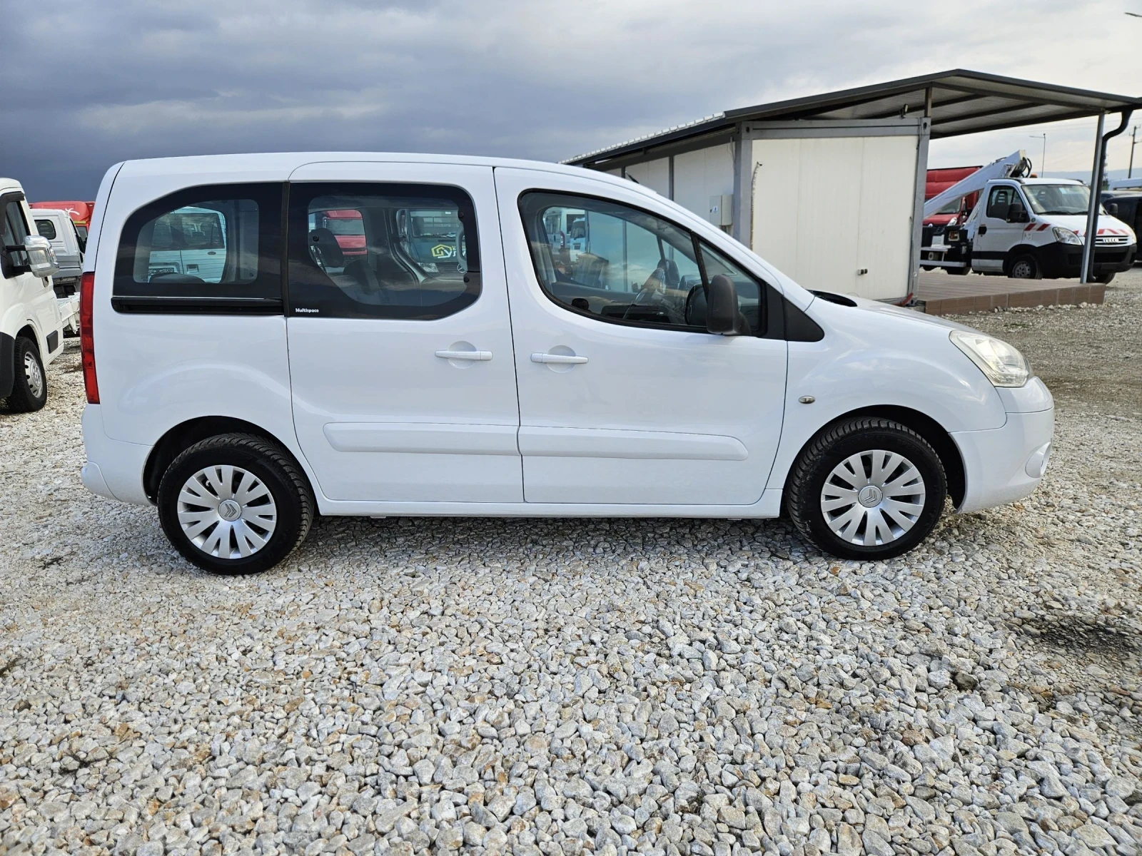 Citroen Berlingo 1.6 HDi, Клима, Две странични - изображение 6