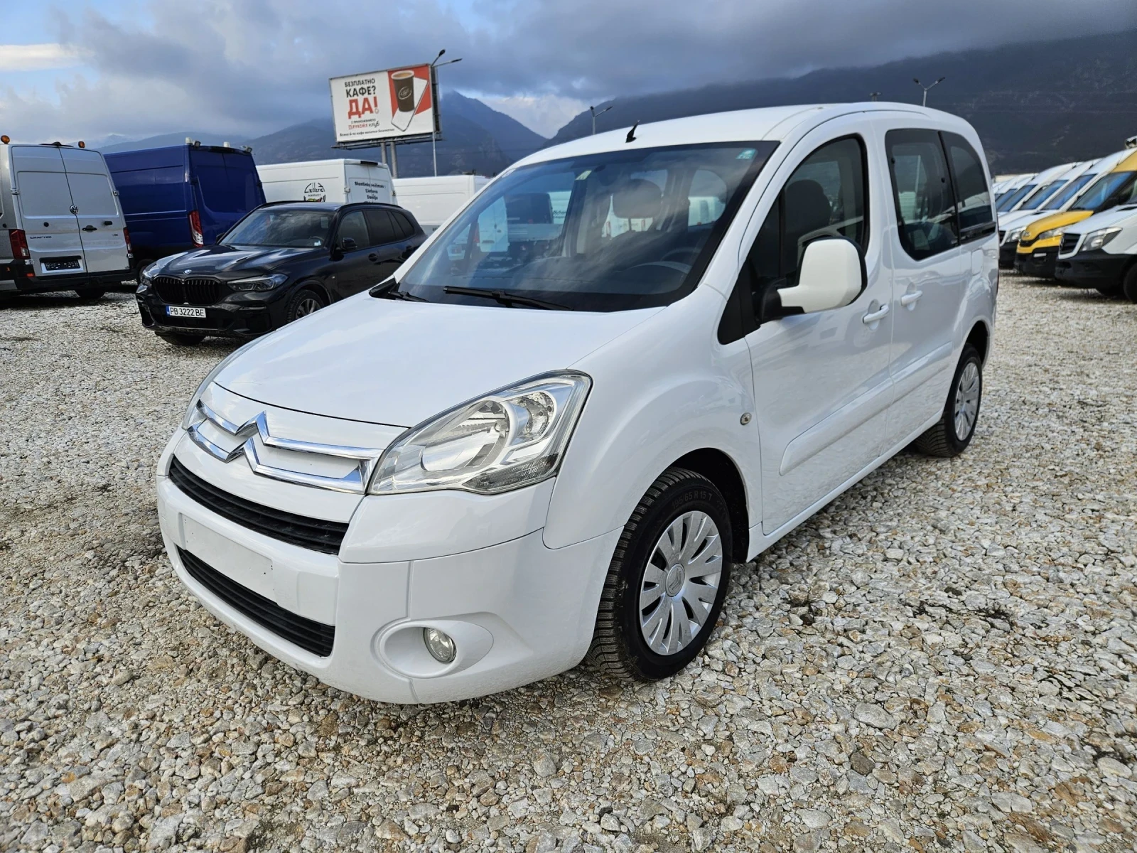 Citroen Berlingo 1.6 HDi, Клима, Две странични | Mobile.bg — изображение 1