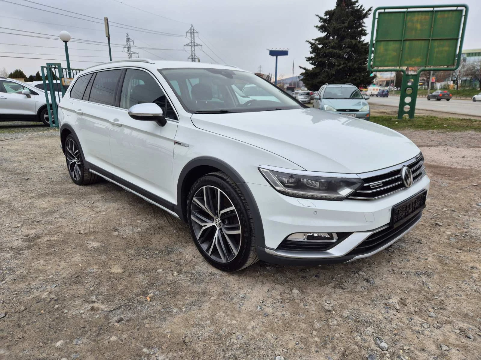 VW Alltrack 2.0TDI 240кс - изображение 7