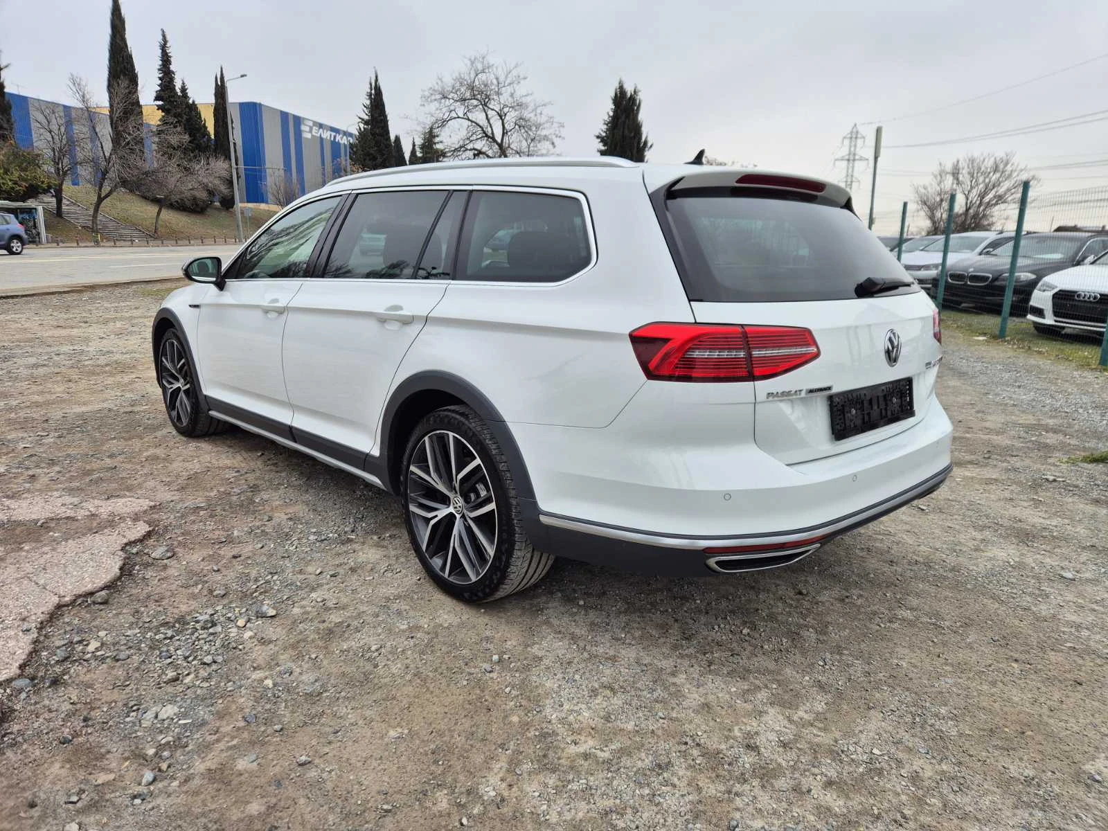 VW Alltrack 2.0TDI 240кс - изображение 3